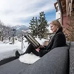 Strasserwirt - Ansitz Zu Tirol 4* Штрассен