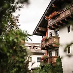 Strasserwirt - Ansitz Zu Tirol Штрассен