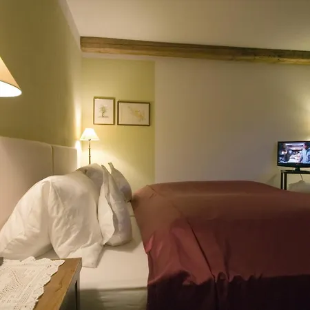 Strasserwirt - Ansitz Zu Tirol 酒店