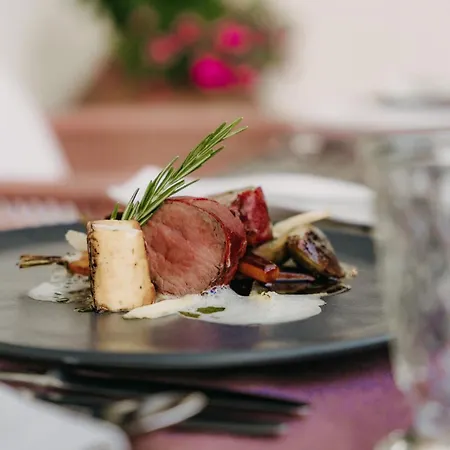 Strasserwirt - Ansitz Zu Tirol 4* Strassen