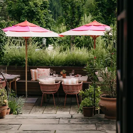 Strasserwirt - Ansitz Zu Tirol