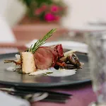 Strasserwirt - Ansitz Zu Tirol 4* Strassen