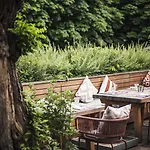 Strasserwirt - Ansitz Zu Tirol Hotel Strassen