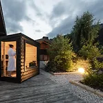 Strasserwirt - Ansitz Zu Tirol Hotel Strassen