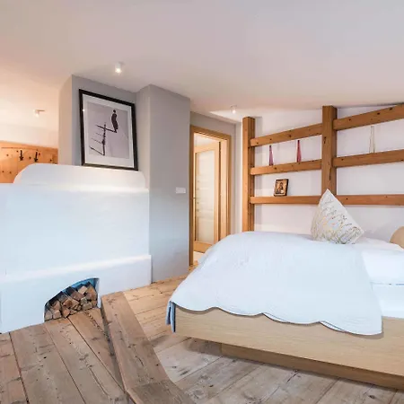 Strasserwirt - Ansitz Zu Tirol