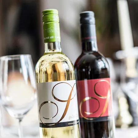 Strasserwirt - Ansitz Zu Tirol 4* Strassen