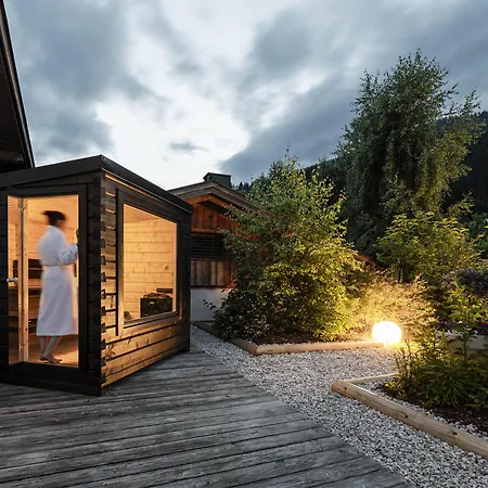 Strasserwirt - Ansitz Zu Tirol Hotel Strassen